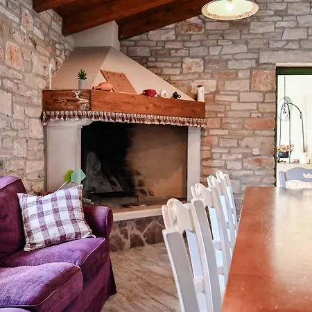Zoa Villa *